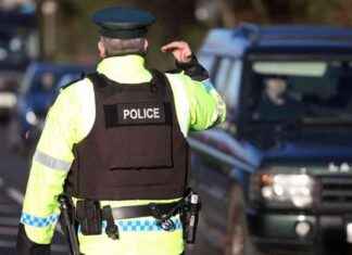 Traffic Advisory: PSNI Issues Guidance for Drivers During Planned Parades in Northern Ireland news-10082024-143309