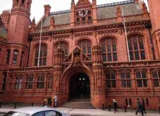 Teenage Boy Faces Charges for Multiple City Robberies news-14082024-165947