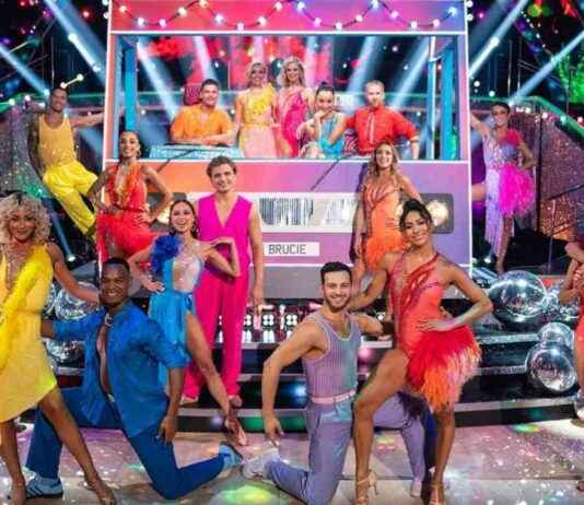 Dancing Expert Analyzes Pros’ Subtle Nod to Scandal in Launch Show news-15092024-003944