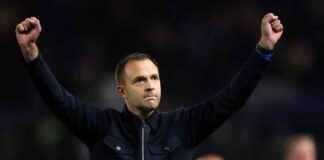 Chris Davies Leads Celtic to Draw Against Rangers and Shares Celebrity Advice news-17092024-052431