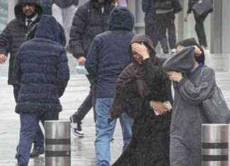 UK Weather Alert: 60mph Winds and 200-Mile Rain Wall to Hit Britain news-29092024-121125