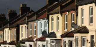 Beware: Mortgage Rate Warning Impacting UK Households news-10102024-114514