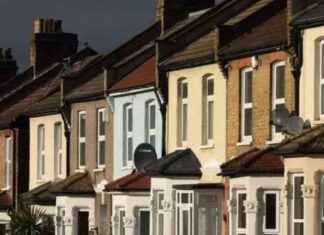Beware: Mortgage Rate Warning Impacting UK Households news-10102024-114514