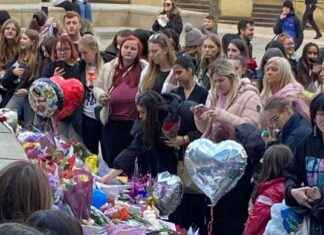 Liam Payne Vigil Draws Crowds in Birmingham: A Tribute to the Singer news-20102024-201656