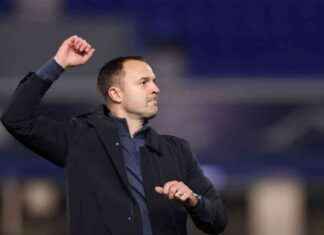 Chris Davies Praises Star Player as a ‘Dream’ for Birmingham City Teammates news-30102024-033156