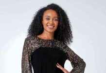 Stunning Roman Dress with Sparkle: A Showstopper at £48 news-03112024-194534