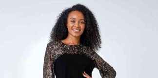 Stunning Roman Dress with Sparkle: A Showstopper at £48 news-03112024-194534