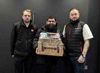 Heroic Garage Owner Saves Delivery Driver’s Life with Quick Intervention news-18112024-094958