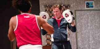 Brummie Actor Shines in Riveting Play About Overlooked Boxer news-19112024-035359