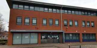 Council Staff Injured in Serious Incident at Closed Housing Office news-25112024-231636