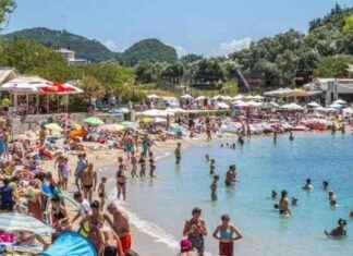 Greece Tourism Law Alert: UK Tourists Advised to Stay Informed greece-tourism-law-alert-uk-tourists-advised-to-stay-nformed