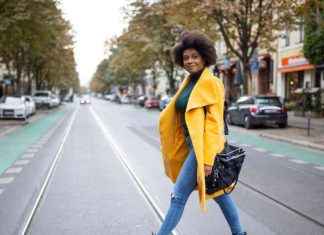 Common Misunderstood Road Situation Explained by Driving Instructor news-02122024-160549