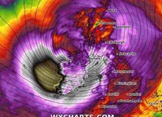 Historic Storm Eowyn: 90mph Gales on Red Weather Maps historic-storm-eowyn-90mph-gales-on-red-weather-maps