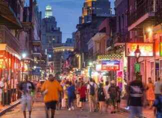 Tragic New Year’s Eve Car Crash Leaves 10 Dead and 30 Injured tragic-new-years-eve-car-crash-leaves-10-dead-and-30-njured