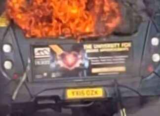 Chelmsley Wood Bus Fire Video: Single Decker Flames – Birmingham chelmsley-wood-bus-fire-video-single-decker-flames-birmingham