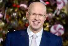 Matt Lucas health scare forces him to leave stage during theatre performance matt-lucas-health-scare-forces-him-to-leave-stage-during-theatre-performance