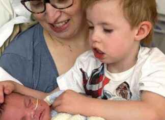 Mother and Newborn Fight for Life in Same Hospital: A Family’s Anguish mother-and-newborn-fight-for-life-in-same-hospital-a-familys-anguish